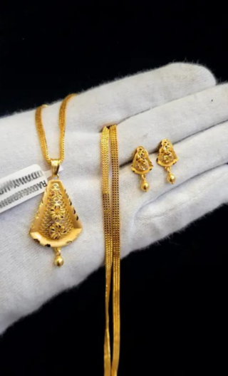 Gold Forming Chain Pendant Set with Tops