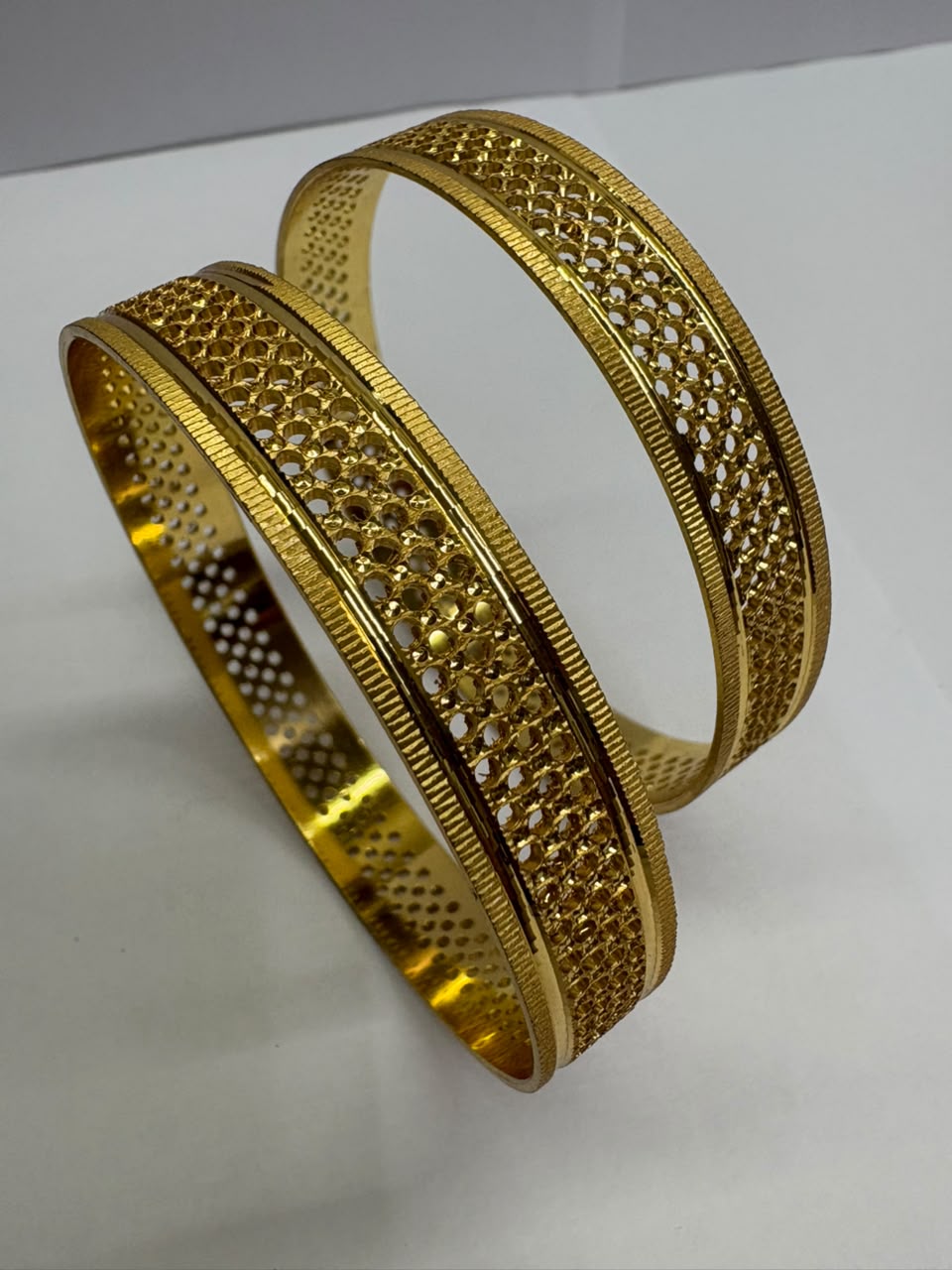 Premium Gold-Look KADA – Perfect for Every Occasion