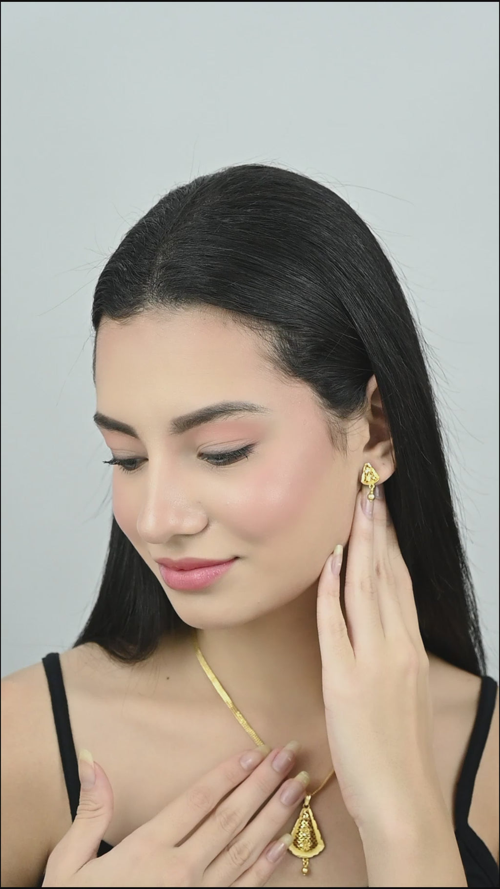 Gold Forming Chain Pendant Set with Tops