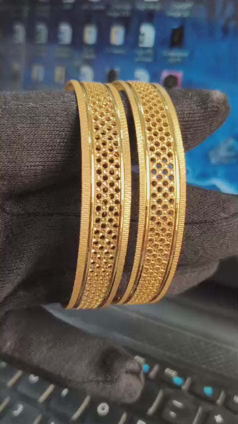 Premium Gold-Look KADA – Perfect for Every Occasion